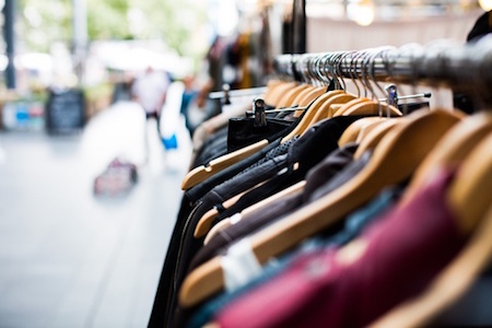 street-clothes-rack-shop